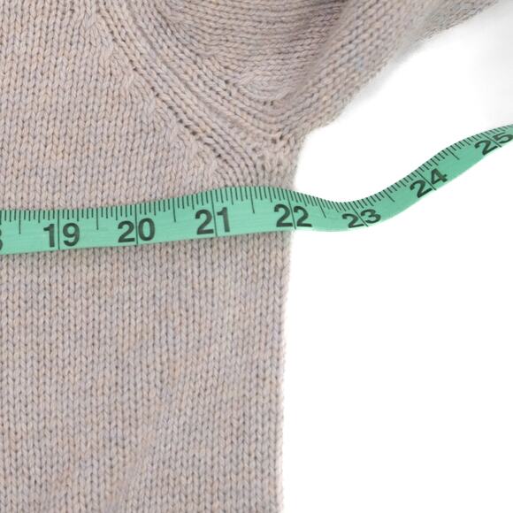 One Grey Day Superfine Merino Wool Blend V-Neck Sweater Size Medium - Picture 8 of 11